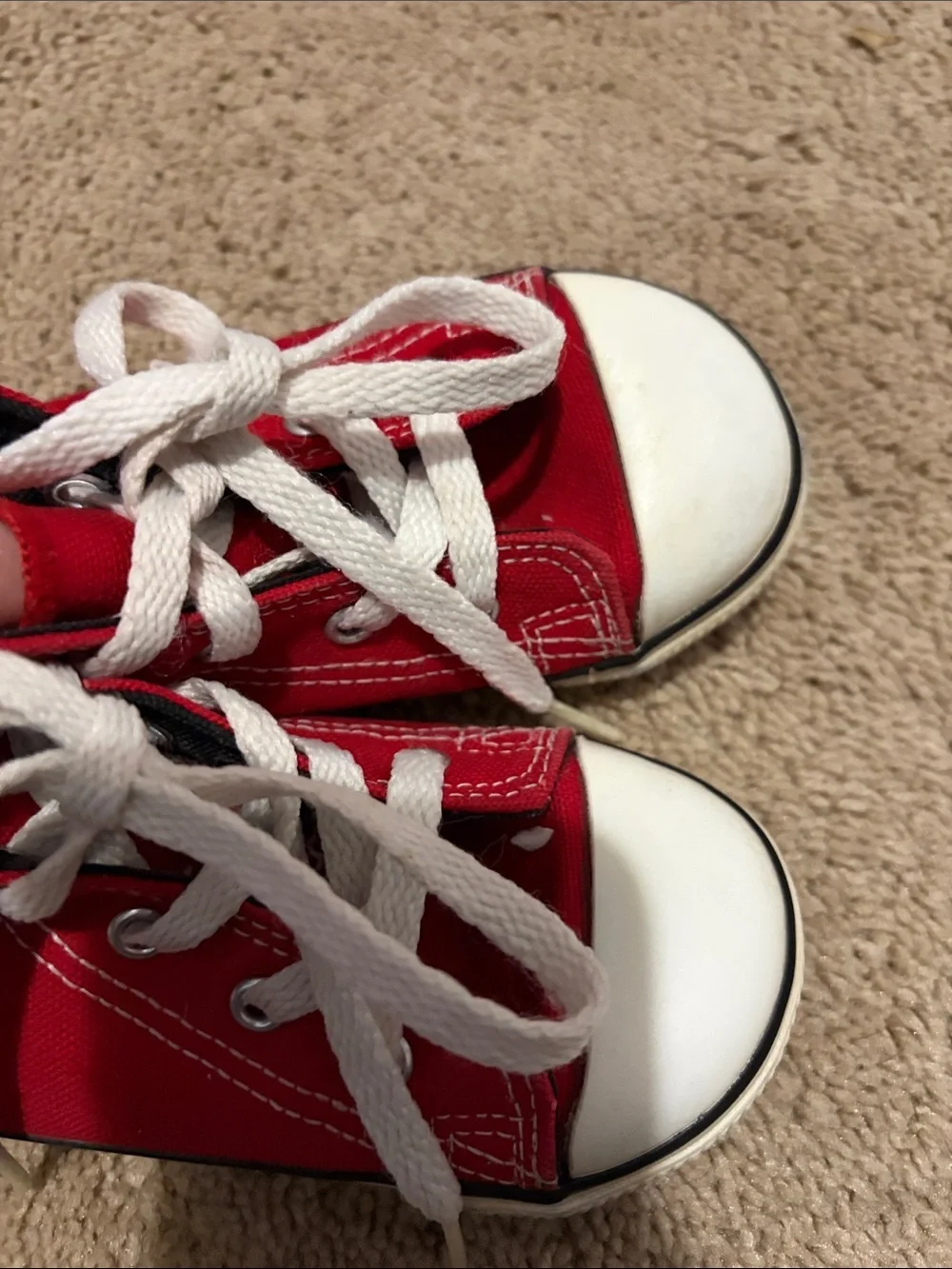 Converse all stars red toddlers size 9.5